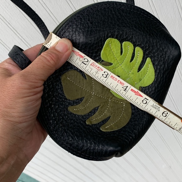 Leather black crossbody leaf embroidered VICKI JEAN - Picture 8 of 13